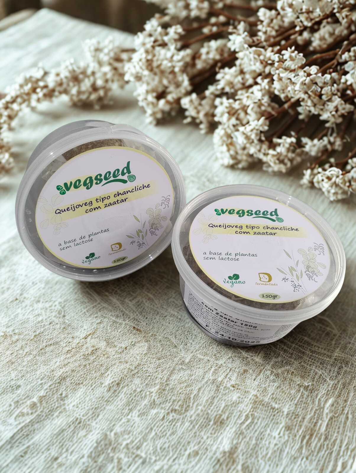 Queijoveg Tipo Chancliche com Zaatar Libanês 150g - Image 3